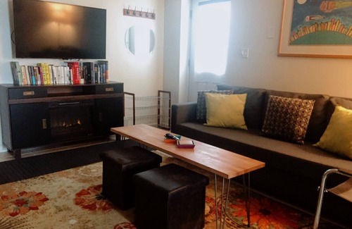 Newark Apartamento | Dos cuadras para entrenar, viaje de 20 minutos a Nueva York @ Newark Broad St