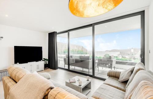Carlyon Bay Casa | Two Chi An Mor