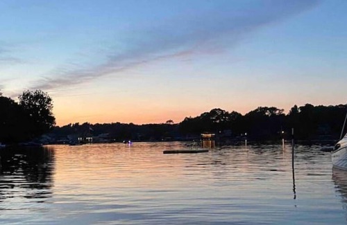 Sister Lakes Cabaña | Two Contemporary Cottages on Sandy beachfront Lake, lux Boat available!