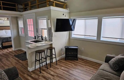 Canyon County Casa | Two Cottages on 30 acres with views. Sleeps 12 and 2 baths