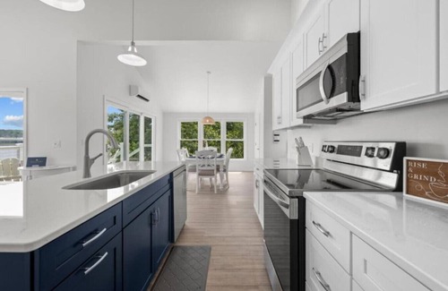 Winterport Apartamento | Stunning Remodeled Coastal Oasis - Gorgeous Water Views, A/C, Dogs, Firepit