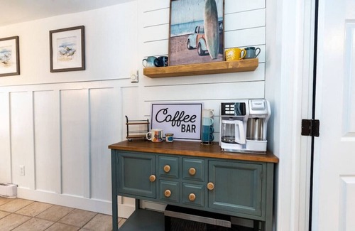 Margate City Casa | Two Cottages w/ Patios - Close to Beach