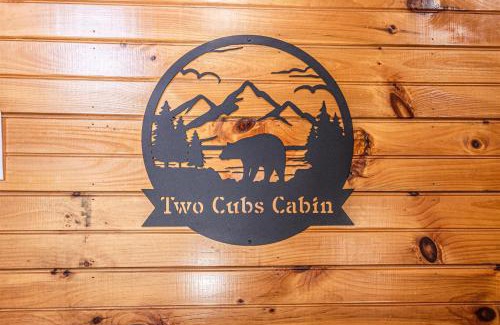 Bryson City Casa | Two Cubs Cabin