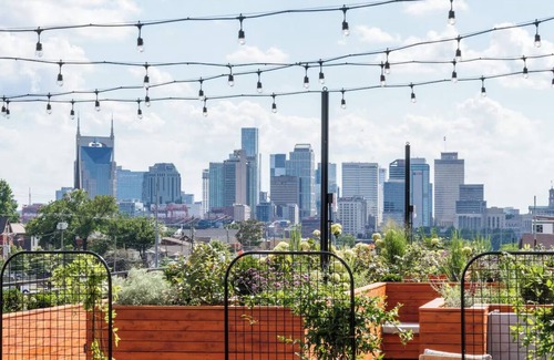 East Nashville Casa | Two Double Room at Waymore’s with Stunning Views and Near DT Nashville - 2 Units