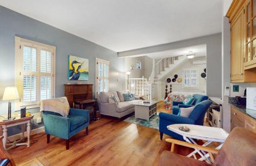 Shelton Casa | Two Herons Cottage