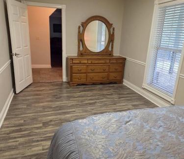 Fayetteville Casa | Two houses 7 bedrooms 3 King beds 7400 sq ft