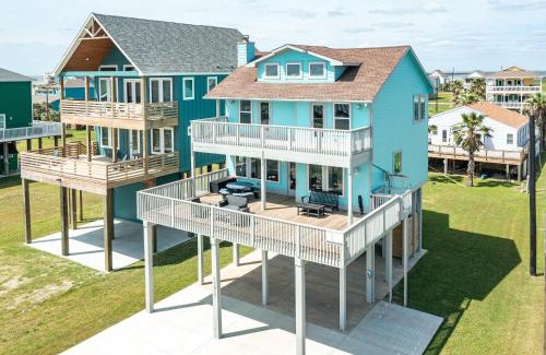 San Luis Casa | Two Huge Decks & Sandy Sea Views