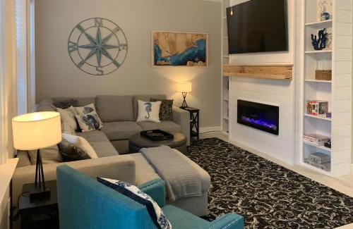 Waterside Village Casa | Two if by Sea