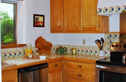 South Capitol Casa | Dos King Master Suites! Encantador Adobe en Quiet Cul-De-Sac. Camina hacia la plaza!