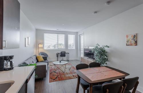 Central Business District Apartamento | TWO Luxe CozySuites in Downtown Cincinnati