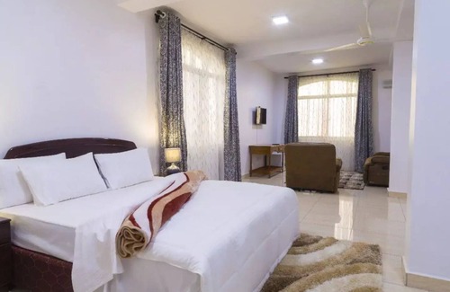 Arusha Cabina | Two Mountains Lodge Block B3