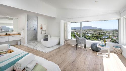 Redhill Villa | Two Oceans - solar backup power