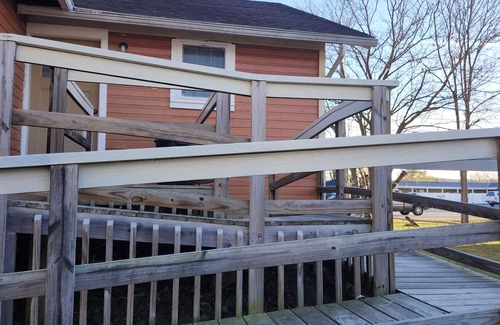 Petersburg Casa | Two Options for Sleeping Main Floor 155.00 a night Both Floors just add 45.00