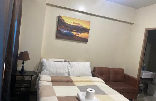Pasay Apartamento | two palm tree villas condotel by kath