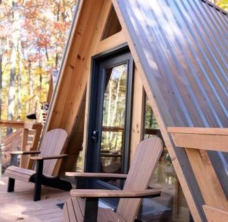 Scio Chalet De Esquí | Two People A-frame Ideal to Reconnect with Nature in Ohio