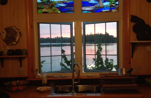 North Kawartha Cabaña | Dos islas privadas, Súper zona tranquila del lago, pero cerca de la acción