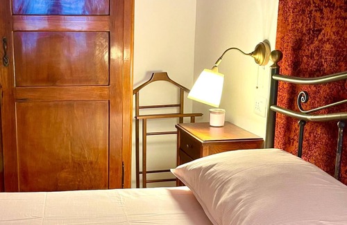 Reggio nell'Emilia Cama Y Desayuno | Two Private Rooms: with 1 room, with 2 rooms. Kitchen Living Room Parking