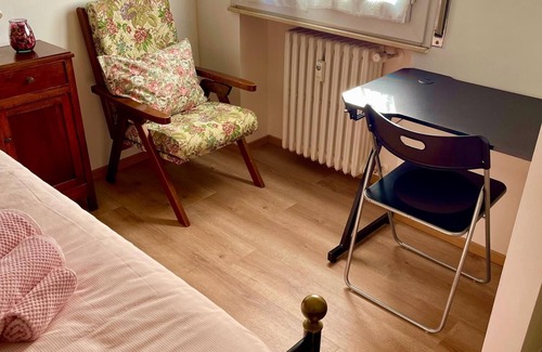Reggio nell'Emilia Cama Y Desayuno | Two Private Rooms: with 1 room, with 2 rooms. Kitchen Living Room Parking