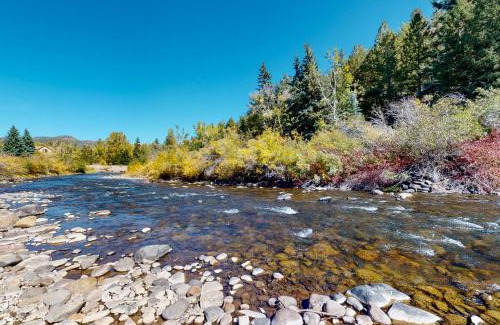 South Fork Casa | Two Rivers Retreat