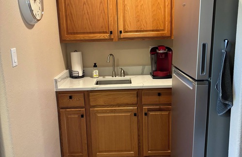 Northeast Heights Apartamento | Two Room 400 sf Guest House