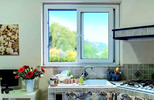 Capo d'Orlando Apartamento | Apartamento de dos habitaciones con vistas al mar y las islas Eolias a solo 3 'de la playa de San Gregorio