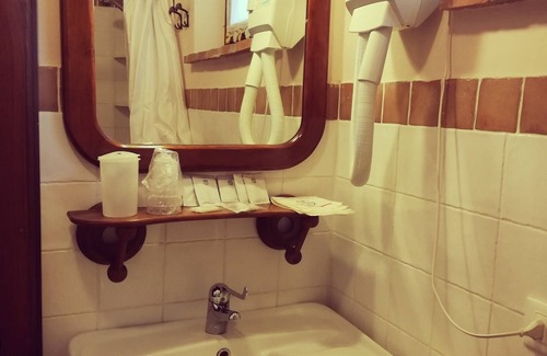Lidarno Otro | Two-room apartment between Assisi Perugia and Gubbio. Pond and swimming pool.