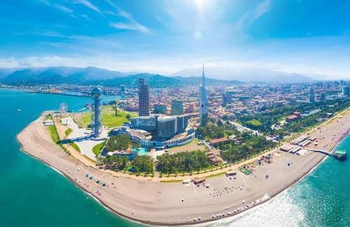 Old Boulevard Apartamento | Two-room apartment by the sea, Porta Batumi Tower
