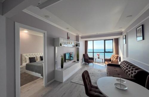 Old Boulevard Apartamento | Two-room apartment by the sea, Porta Batumi Tower