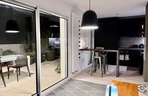 Bayonne Apartamento | Two-room attic apartment 210 m2 terrace