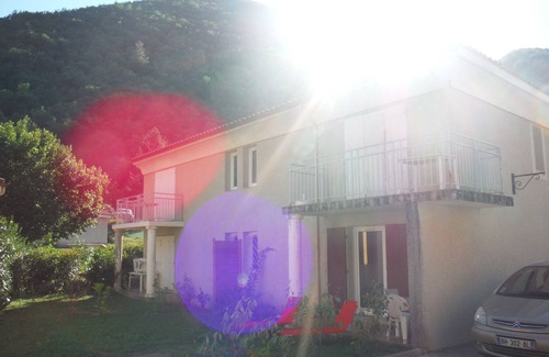 Digne-les-Bains Apartamento | DOS HABITACIONES CON PISCINA DIGNE