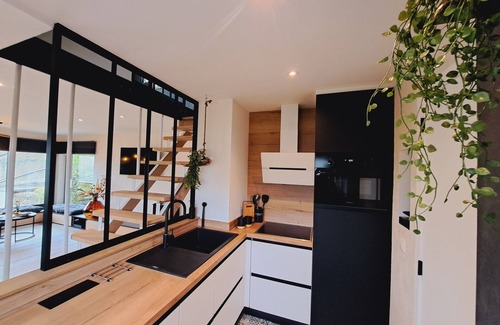 La Roche-en-Ardenne Apartamento | Two sister’s Lodge-Loft-Bañera de hidromasaje-Balcón