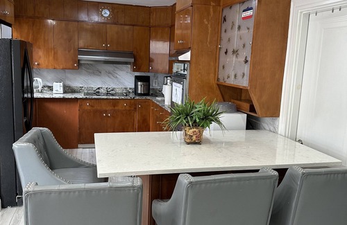 West Codman Hill - West Lower Mills Casa | Residential vacation home in Boston.
