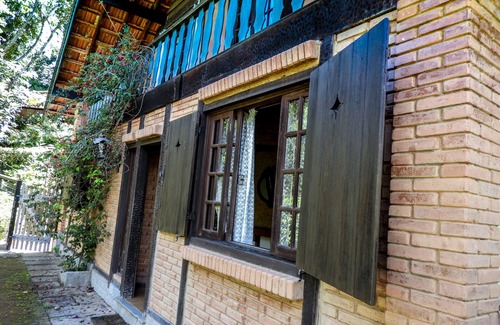 Mury Casa | Casa de dos pisos en Mury