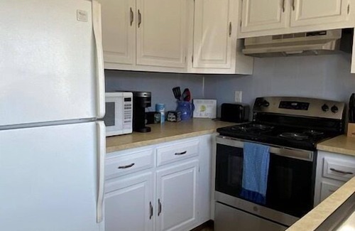 Townsend's Inlet Condominio | TWO-STORY TOWNHOUSE WITH BAY AND SUNSET VIEWS!