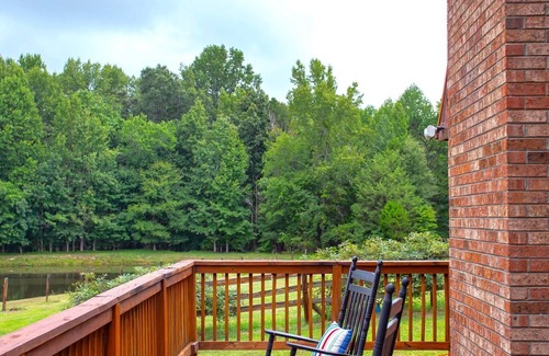 Hurdle Mills Cabina | Two Stunning Lakefront Cabins w/ Hot Tubs on 25 Acre Nature Retreat