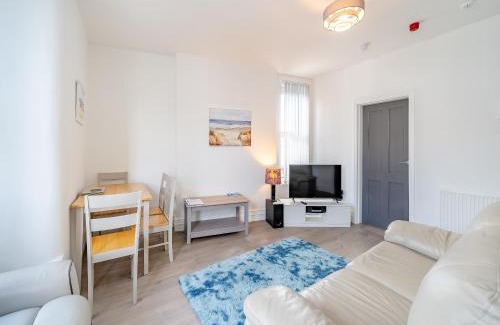 Lytham St. Anne's Casa | Two - Uk43700