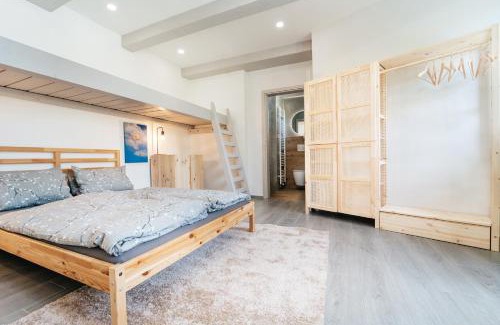 Lomnice nad Luznici Apartamento | Two Wings apartment