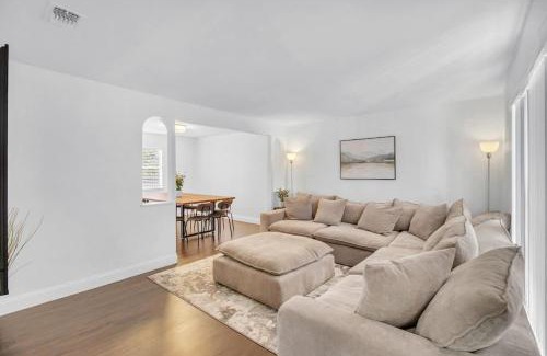North San Antonio - SAT Casa | TX1 House Sauna & Game Room Fun For Groups
