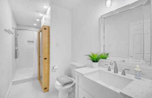 North San Antonio - SAT Casa | TX1 House Sauna & Game Room Fun For Groups