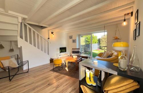 Cleder Casa | Ty Ar S Hisel 3 chambres pour 5 personnes, proche mer, parking
