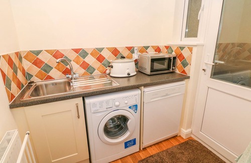Ammanford Casa | Ty Cerrig, CWMGORS