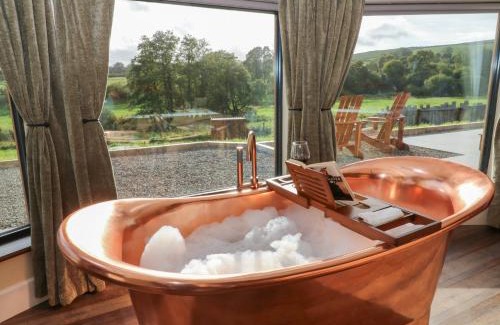 Cribyn Casa | Ty Crwn - The Roundhouse