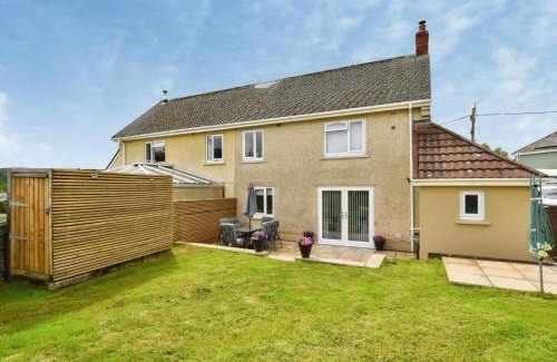 Margam Casa | Ty Drws Nesaf