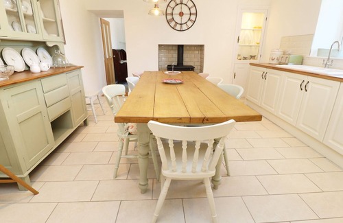 Pontypridd Cabaña | Ty Ffarm at Gellilwch
