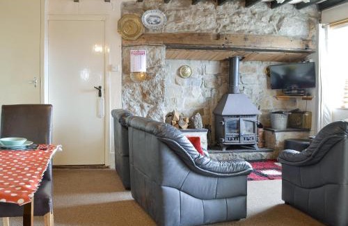 Garn Fadryn Casa | Ty Hen