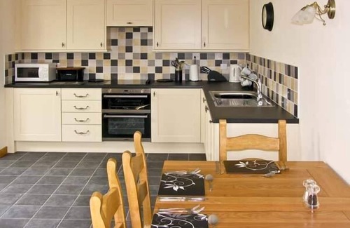 Capel Garmon Cabaña | Ty Isaf Penrhyddion, BETWS-Y-COED
