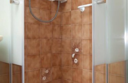 Goulien Apartamento | Apartamento Ty Ménez (GLN105) en Goulien - 4 personas, 3 dormitorios