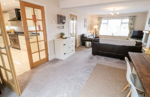 Dyffryn Ardudwy Cabaña | TY NI, pet friendly, character holiday cottage in Dyffryn Ardudwy