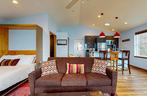 Camano Island Casa | Tyee Shoreline Retreat B