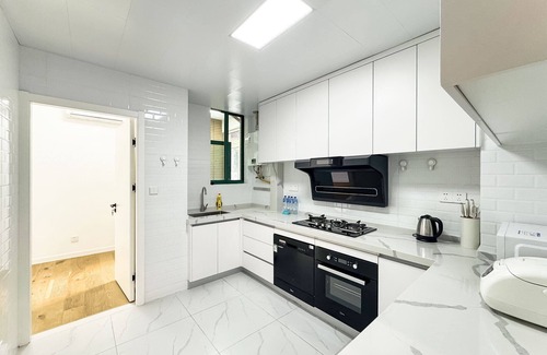 Downtown Shanghai Apartamento | Tyms 2BR 2BA Apt Near MetroCity Line 1 9